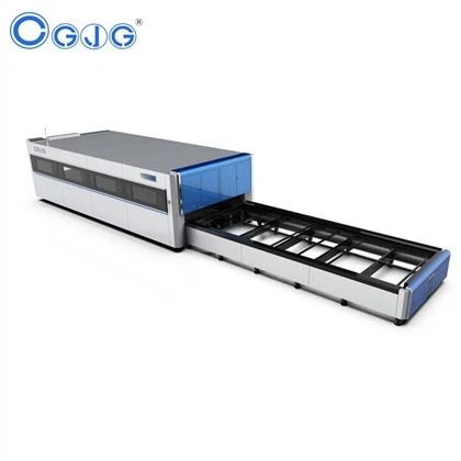 Totally Closed 3015 Fiber Laser Cutting Machine